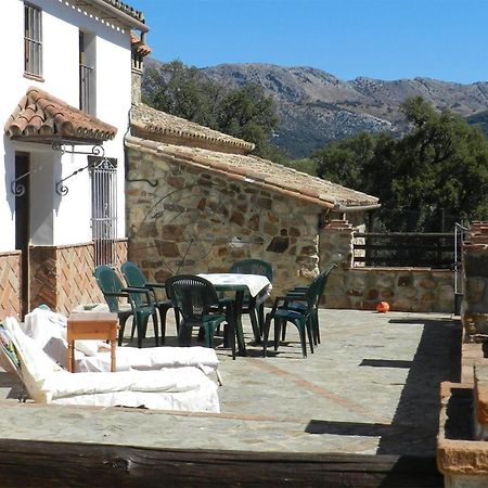 Lovely Home In Cortes De La Frontera With Kitchen Экстерьер фото